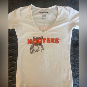 Hooters white short sleeve